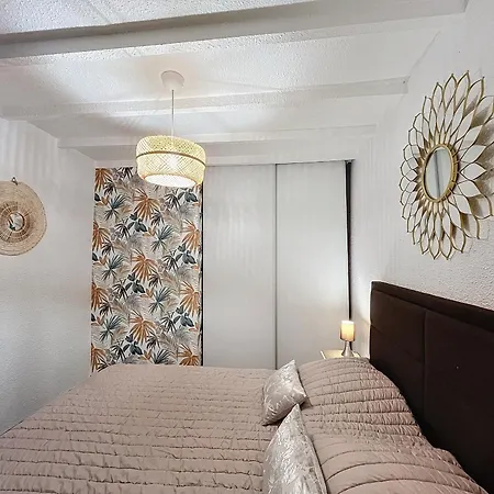 Apartment F2 Avec Terrasse, Climatisation Et Proche Des Thermes - - Fr-1-451-202 *