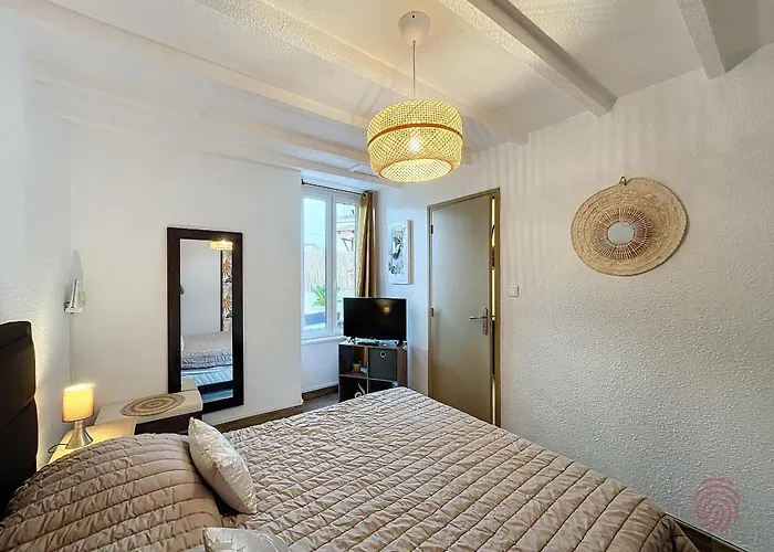 F2 Avec Terrasse, Climatisation Et Proche Des Thermes - - Fr-1-451-202 Apartamento *